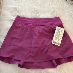 BRAND NEW WITH TAGS lululemon Vivid Plum Pace Rival Skirt 4